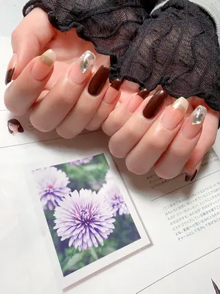 ネイル 横浜市中区曙町 ネイルE·U·Bのネイルデザイン