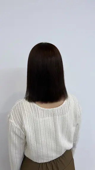 カラー ルプラボウ 鈴木 莉菜のヘアスタイル