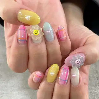 ネイル 東 千夏のネイルデザイン