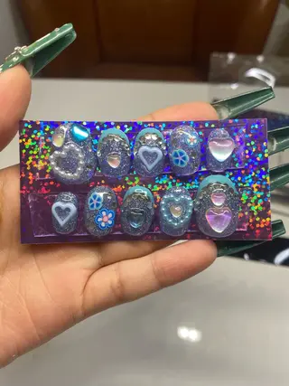 ネイル en　nail 池袋店所属・個性派🌺推しネイル 💅💞hota🐇のネイルデザイン