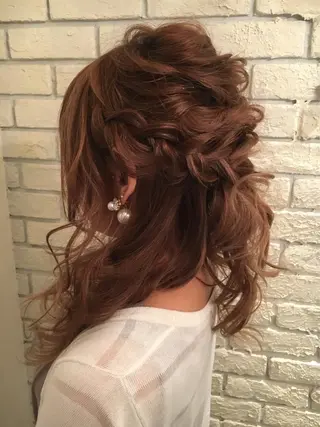 ヘアアレンジ 工藤 綾華のヘアスタイル