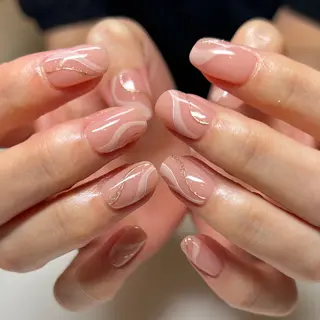 ネイル REHTOF |朝7時Open☀️のネイルデザイン