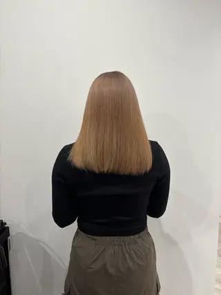 ミディアム カラー 熊取谷 茉那のヘアスタイル