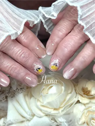 ネイル Hana_ Rieのネイルデザイン