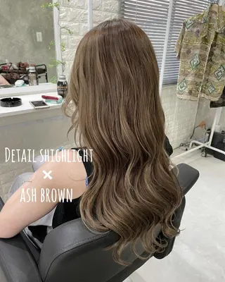 セミロング カラー にしき さんのヘアスタイル
