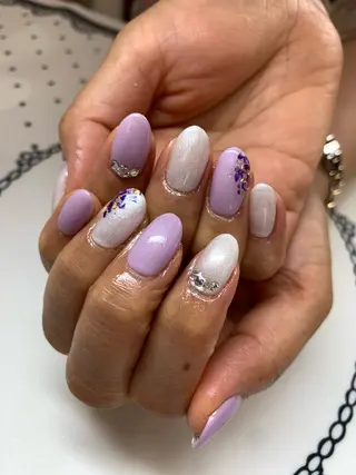 ミディアム ネイル Amelia さくらいのネイルデザイン