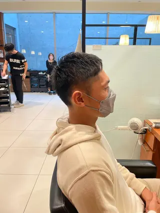 ショート メンズ 髙田 千華 髪質改善ストレートのヘアスタイル