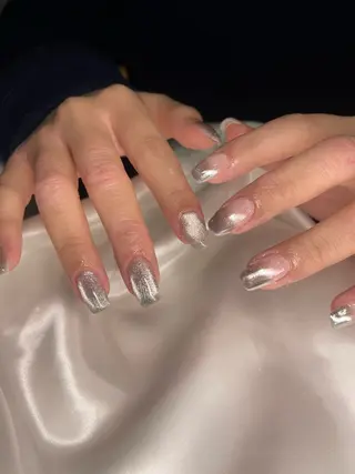 ネイル Nailstudio Hulmのネイルデザイン