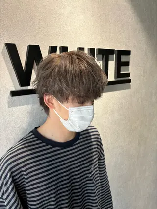 カラー メンズ _WHITE / KENTOのヘアスタイル