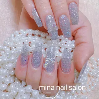 ネイル queensnail 🧸mikaのネイルデザイン