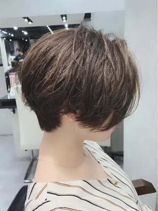ショート カラー ヘアアレンジ 個室で似合わせ好印象 🧡外山弥千代のヘアスタイル