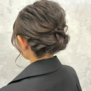 ミディアム ヘアアレンジ NUMBER_ ユイナのヘアスタイル