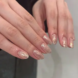 ネイル NAO🐰🎀 ちゅるん⌇パラジェルのネイルデザイン
