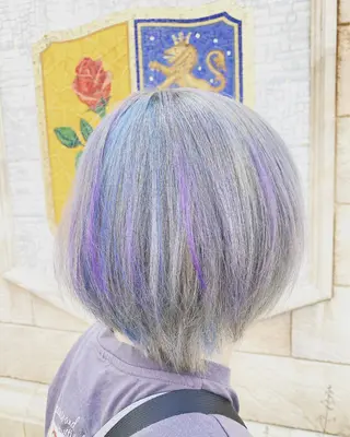 カラー H. SAITOのヘアスタイル