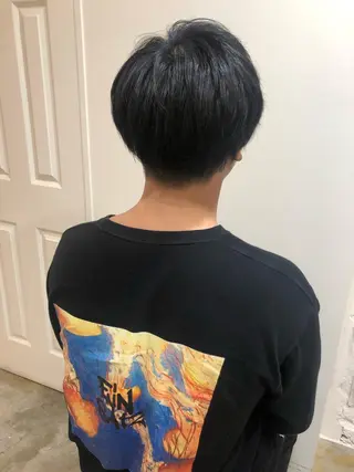 メンズ MIOベージュカラー 柔らかいカラーのヘアスタイル