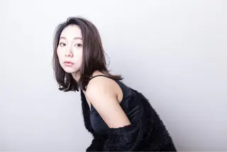 ショート カラー 平川 友希子のヘアスタイル