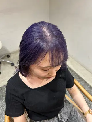 カラー Mori Aimiのヘアスタイル