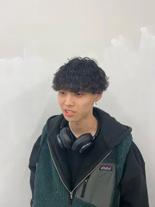 パーマ ロン毛美容師 タイチ👽のヘアスタイル