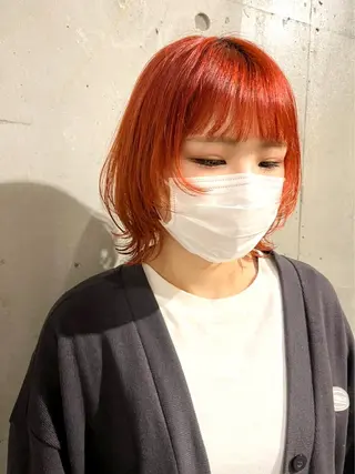 ミディアム カラー lani ブリーチ /ダブルカラーのヘアスタイル