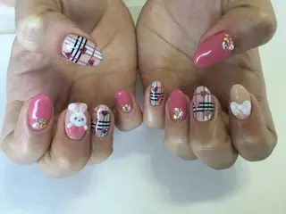 ネイル 💎🐰 saki. m 🐰💎のネイルデザイン