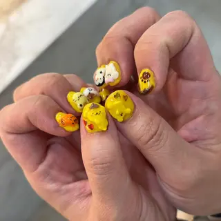 ネイル 栗田 ゆう子のネイルデザイン