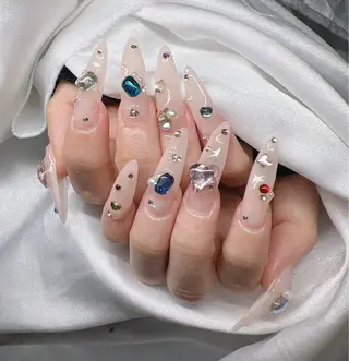 ネイル Lee Nailsのネイルデザイン