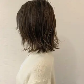 ミディアム カラー 池田 真由美のヘアスタイル