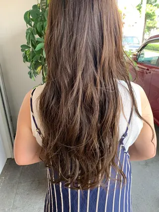 カラー mu ku.のヘアスタイル