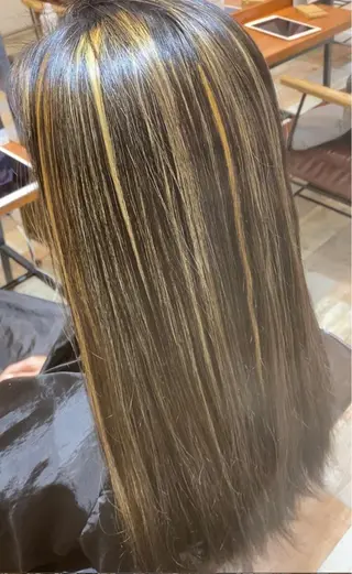カラー 髪質改善艶髪 特化アユム🔥のヘアスタイル