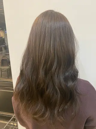 ロング 鈴木 紗耶子のヘアスタイル