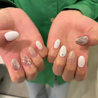 ネイル akane .hのネイルデザイン