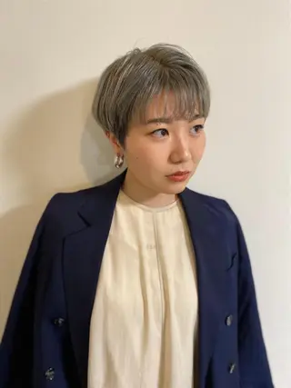 ショート カラー joli 【立川】のヘアスタイル