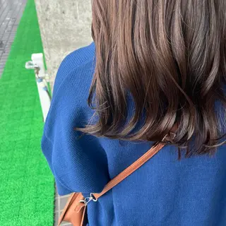 セミロング alu yuinaのヘアスタイル