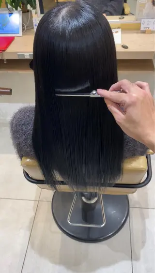 ロング ⭐️⭐️縮毛矯正の スペシャリスト松本✨のヘアスタイル