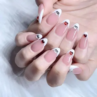 ネイル Queens 榊 まおのネイルデザイン