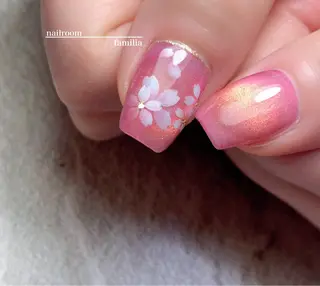 ネイル -nailroom- familiaのネイルデザイン