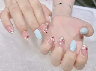 ネイル T.Lee Nail Lilyのネイルデザイン