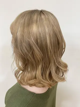 カラー SALOWIN栄 高須大貴のヘアスタイル