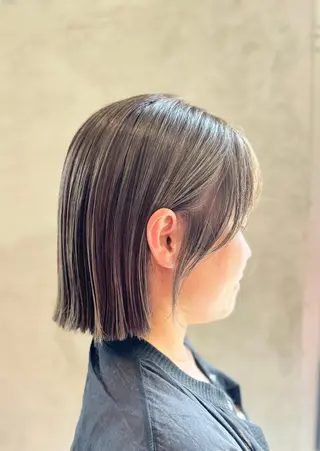 ミディアム ブリーチなし透明感 カラー✨山仲絢圭のヘアスタイル