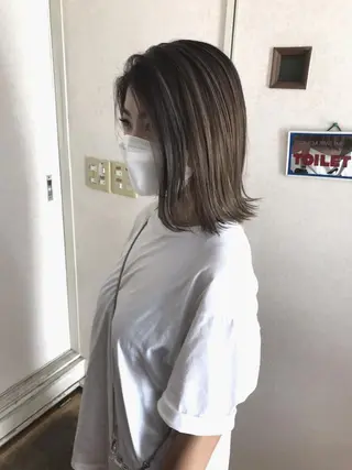 ミディアム カラー ヘアアレンジ 三輪 太一のヘアスタイル