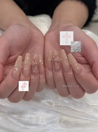 ネイル Hanni ハンのネイルデザイン