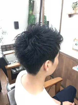 ショート パーマ メンズ 澤田 拓己のヘアスタイル