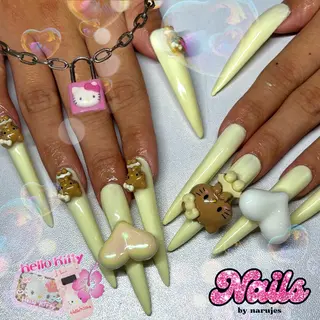 ネイル ギャルネイル🧸💖 narujesのネイルデザイン