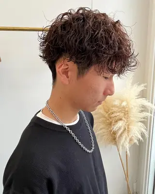 パーマ メンズ 網谷 萌夏のヘアスタイル