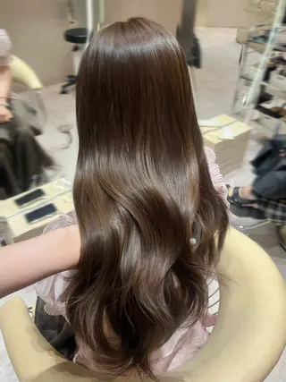 セミロング 顔周りカット/ 透明感カラー/ユナのヘアスタイル