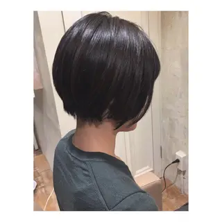 ショート 近藤 麻紀のヘアスタイル