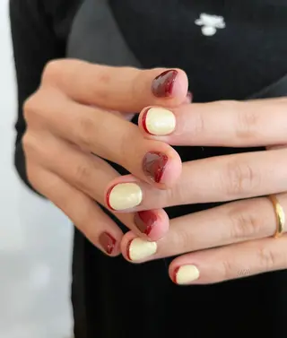 ネイル kiii.__ ✴︎*のネイルデザイン