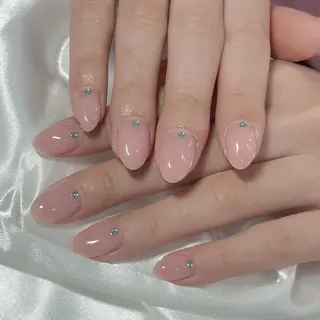 ネイル LAVISH nanamiのネイルデザイン