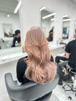 カラー ハイトーン/透明感 艶カラー/SAKI‎のヘアスタイル