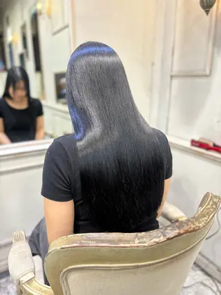 ミディアム 美髪矯正 透明感 カラー⭐️ユウキのヘアスタイル